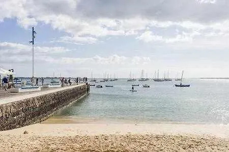 Edif Almirante - Apto Navio Daire Corralejo
